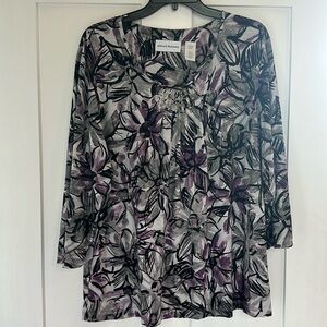Alfred Dunner Women’s Blouse. L